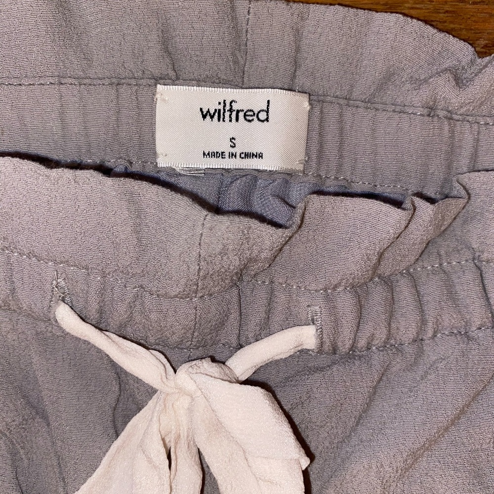 Gray Aritzia summer shorts